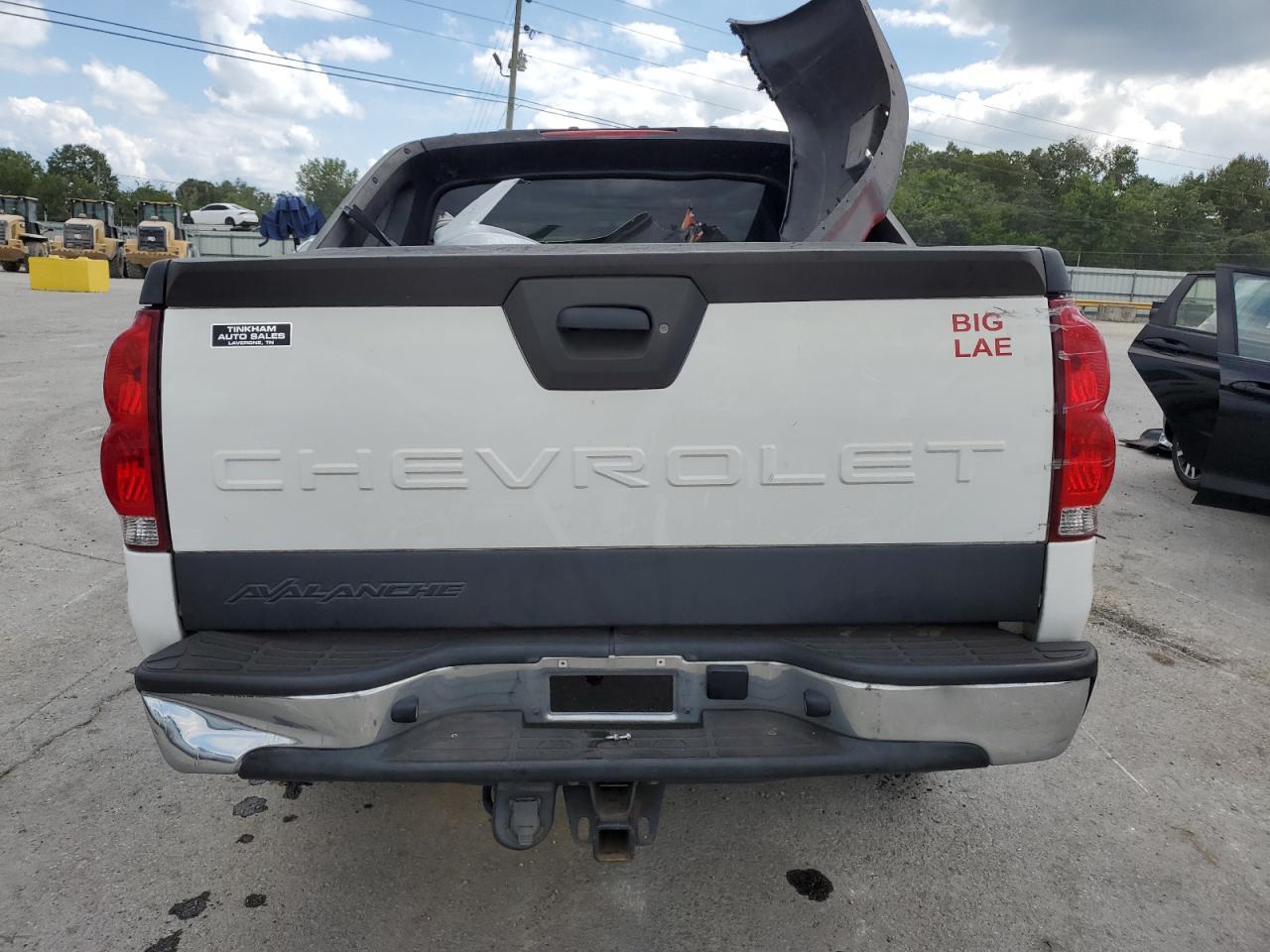 2006 Chevrolet Avalanche C1500 - Image 6