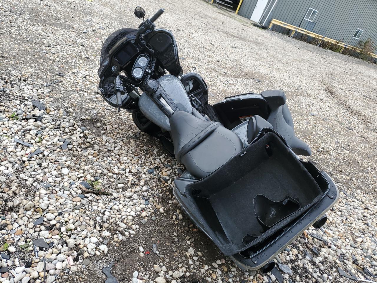 2022 Harley-Davidson Fltrk - Фото 6