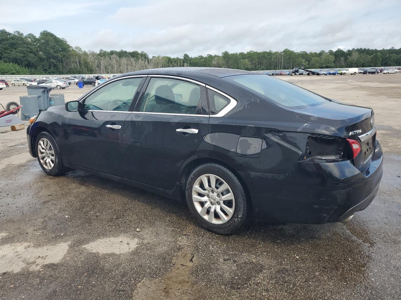 2017 Nissan Altima 2.5 - Фото 2