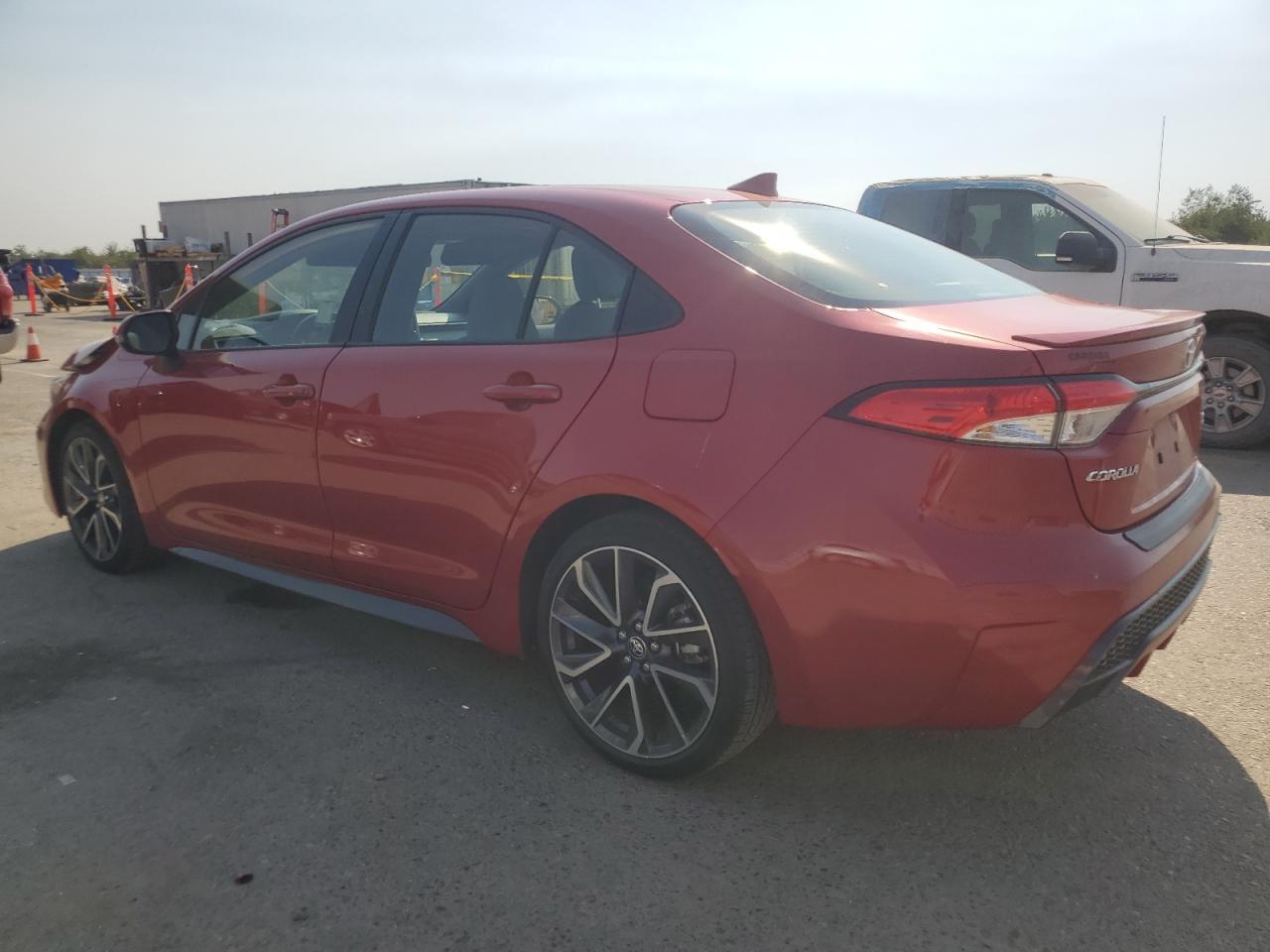 2020 Toyota Corolla Se - Фото 2