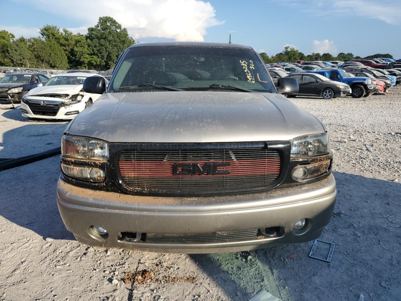 2001 GMC Sierra K1500 C3 - Image 5