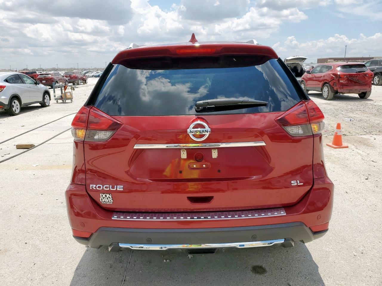 2020 Nissan Rogue S - Фото 6