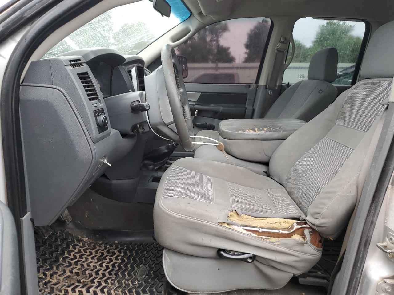 2007 Dodge Ram 2500 St - Фото 7
