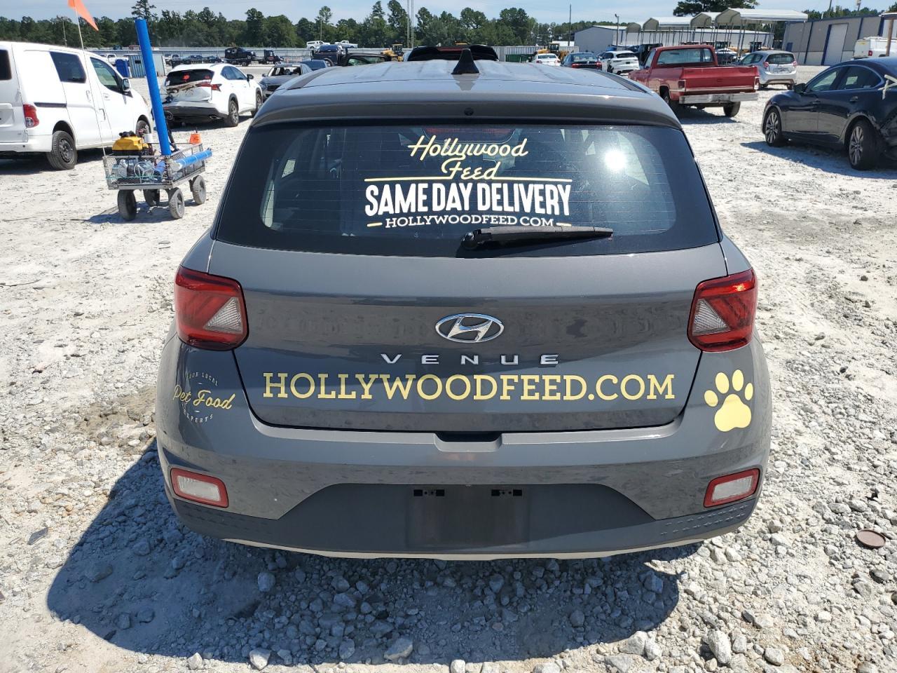 2020 Hyundai Venue Se - Image 6