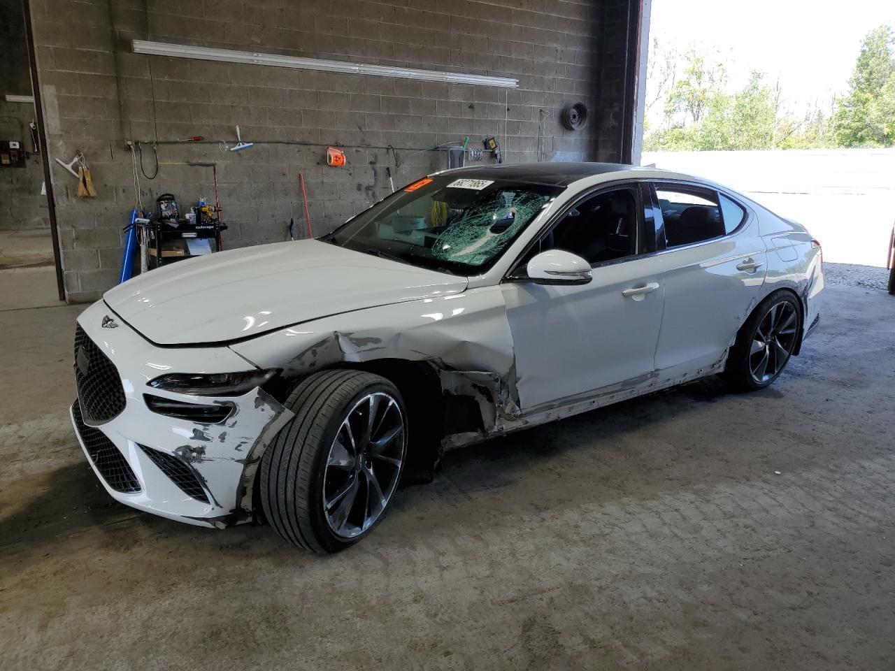 2023 Genesis G70 Base
