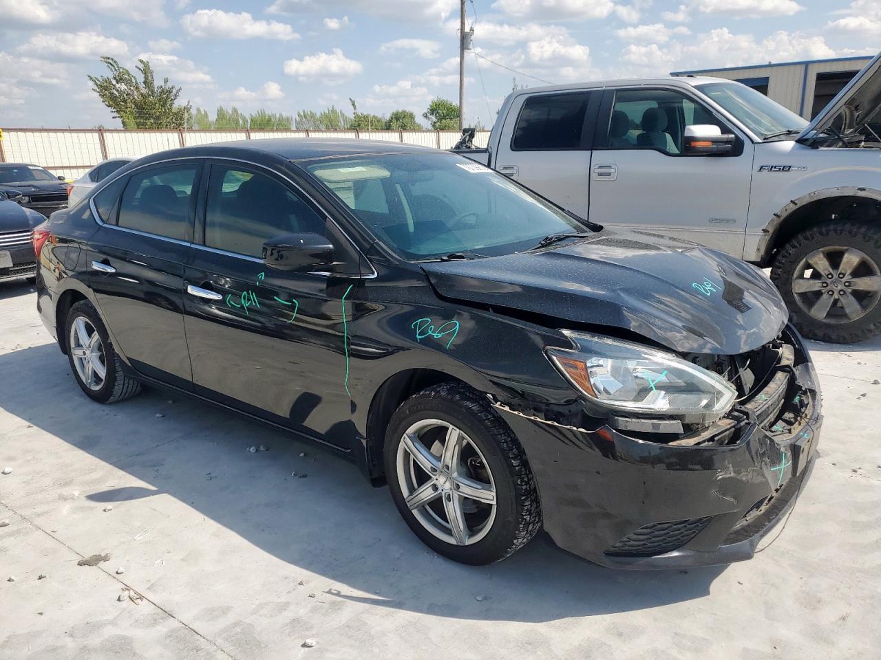 2017 Nissan Sentra S - Фото 4