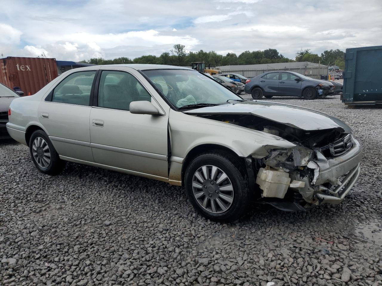 2001 Toyota Camry Ce - Фото 4