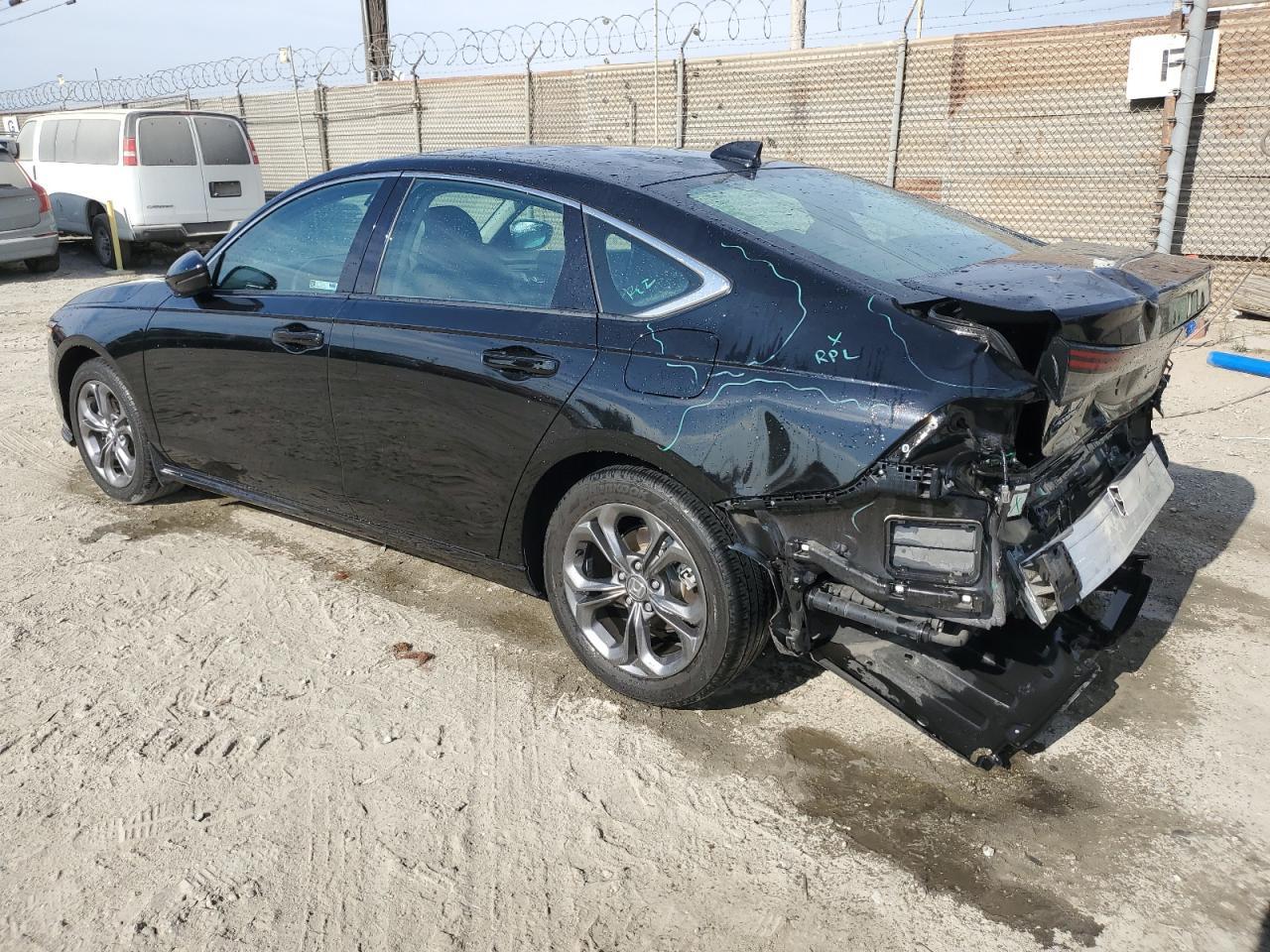 2023 Honda Accord Hybrid Exl - Фото 2