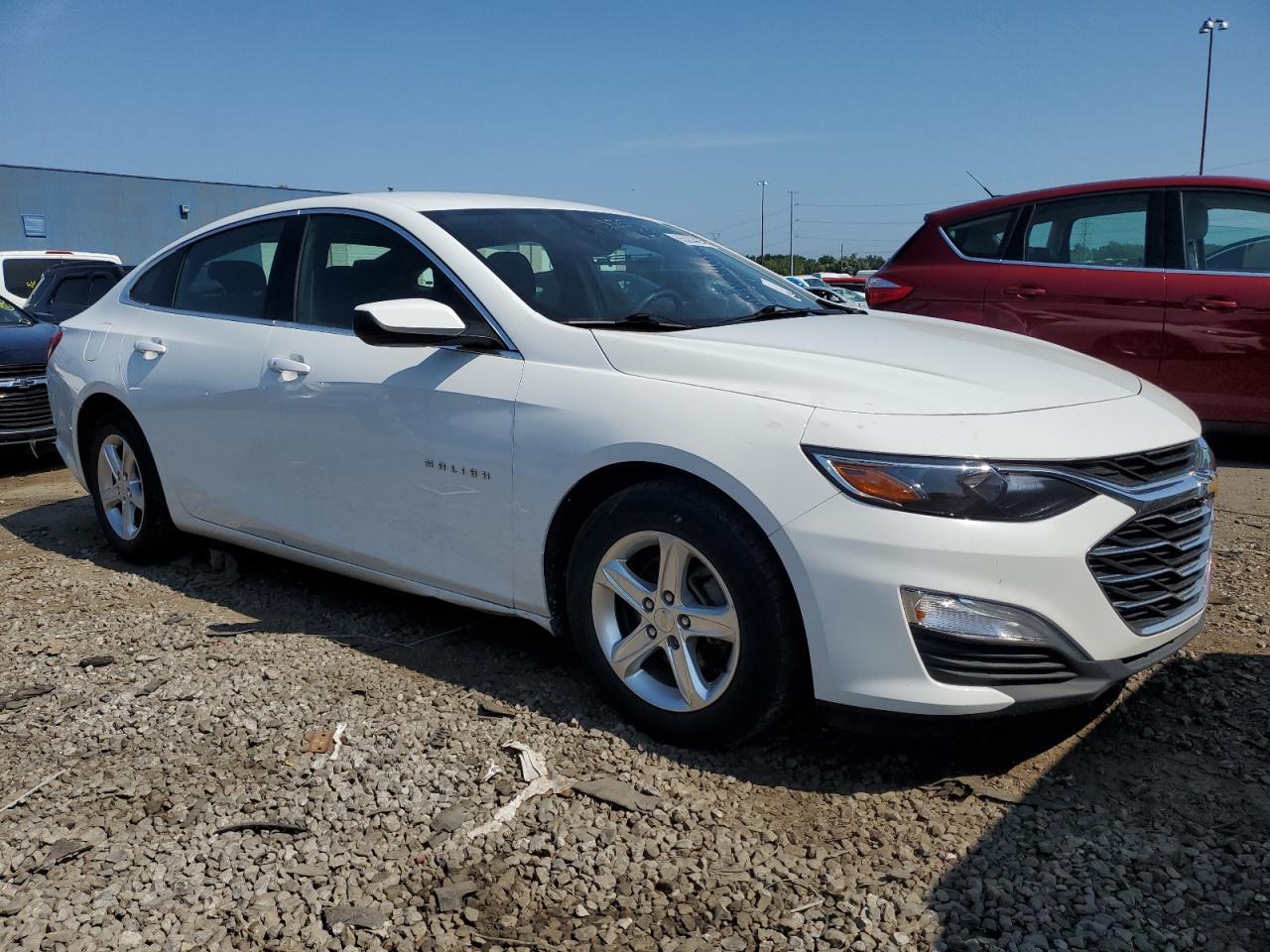 2021 Chevrolet Malibu Ls - Фото 4