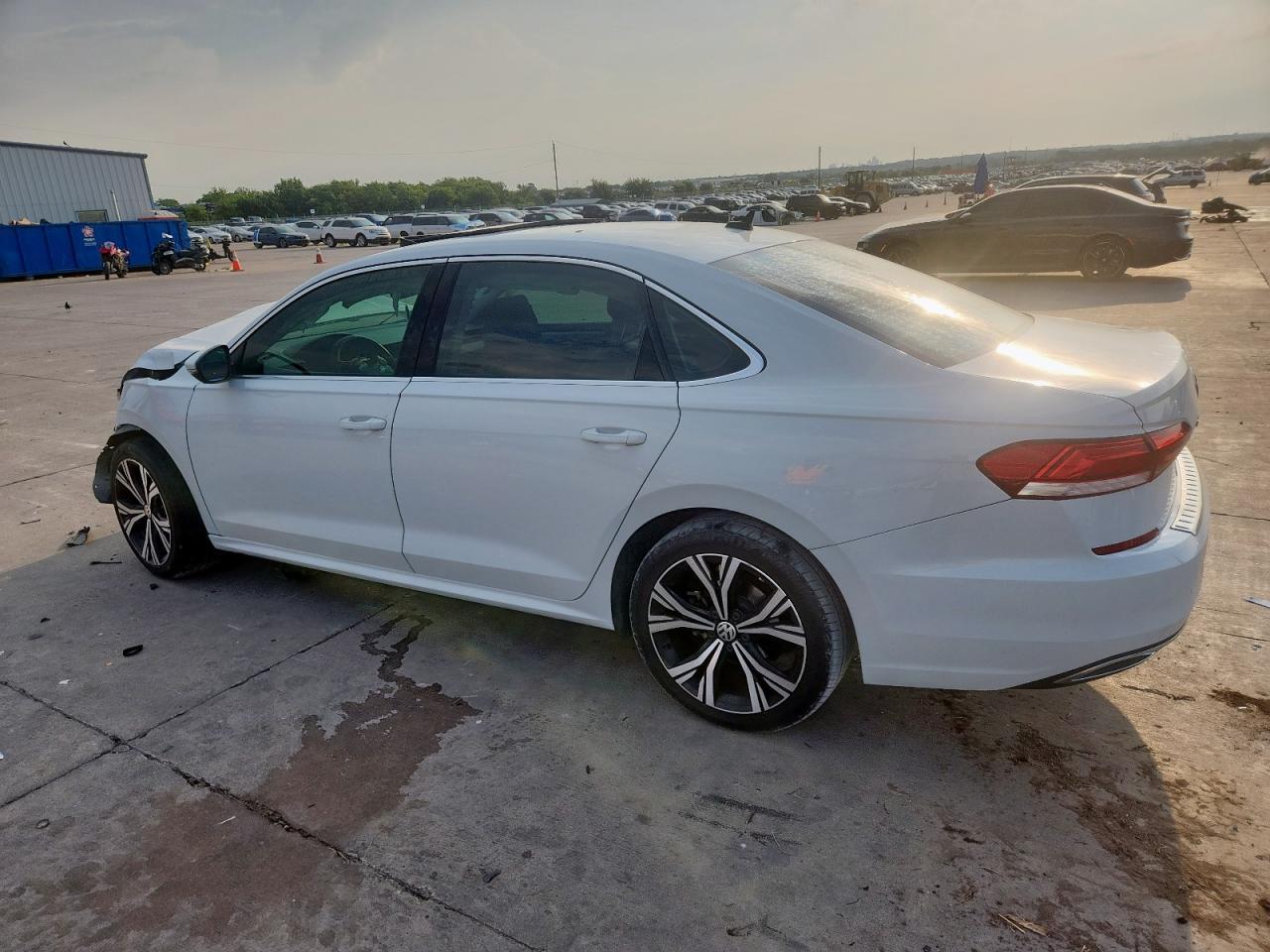 2022 Volkswagen Passat Se - Фото 2