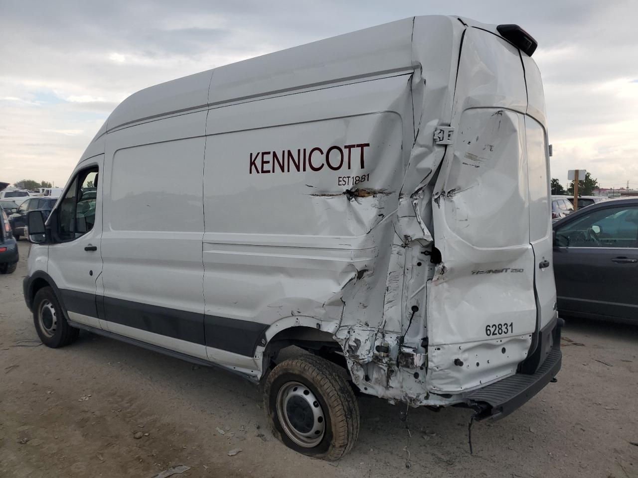 2025 Ford Transit T-250 - Фото 2