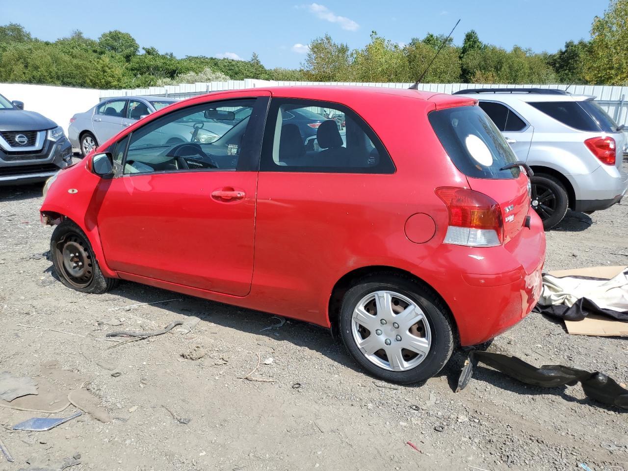 2009 Toyota Yaris Base - Image 2