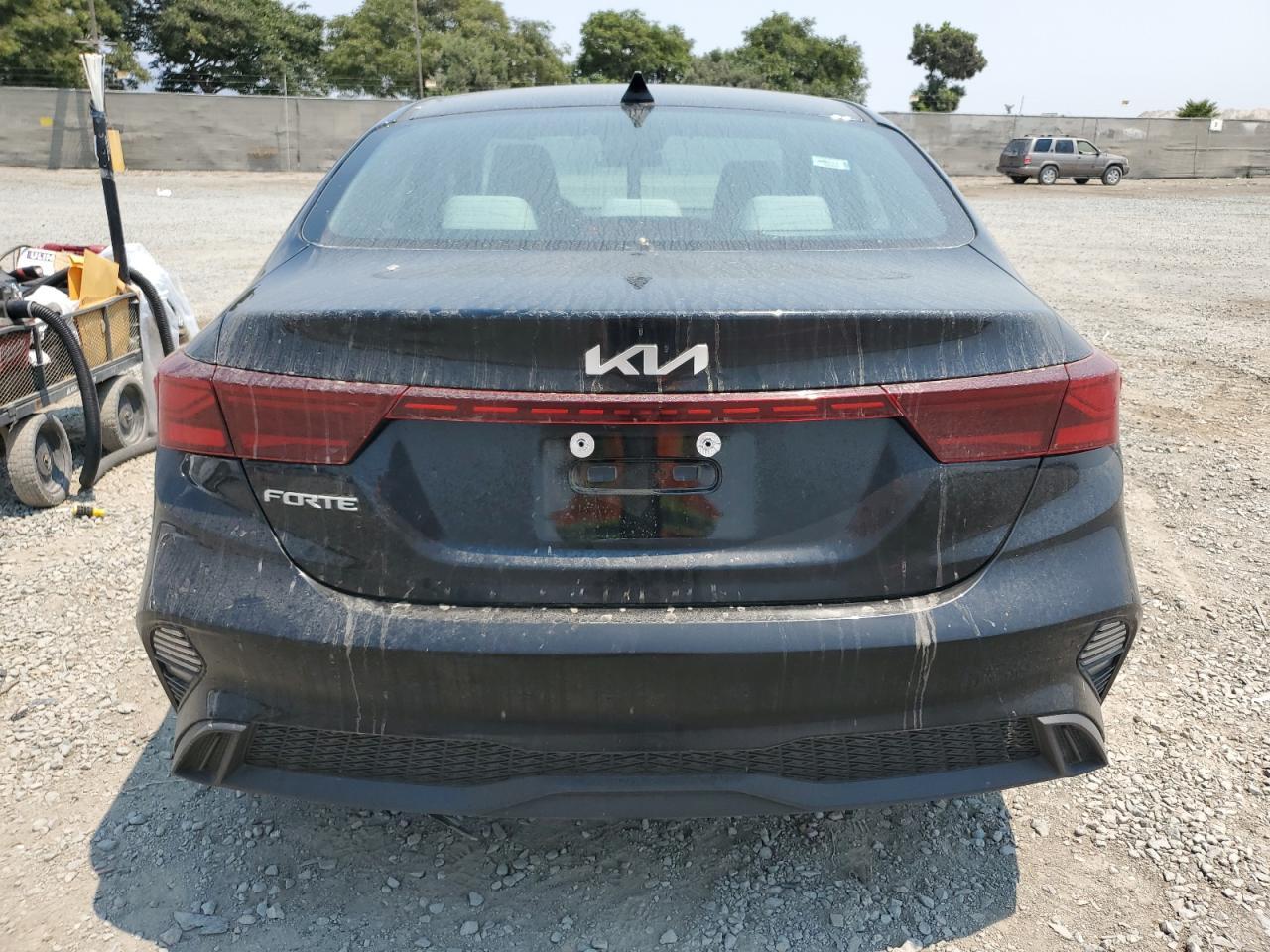 2023 Kia Forte Lx - Image 6