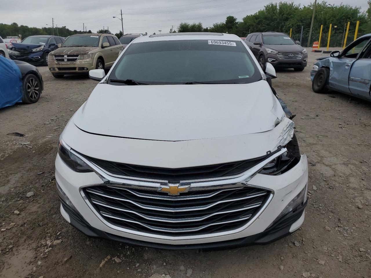 2022 Chevrolet Malibu Lt - Image 5