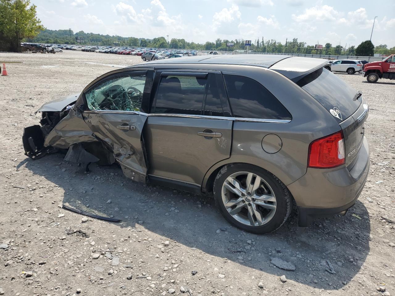 2013 Ford Edge Limited - Image 2