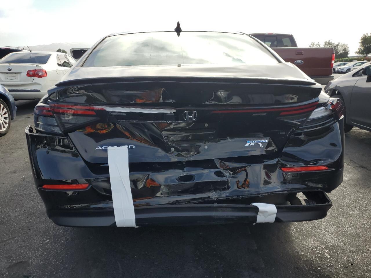 2024 Honda Accord Hybrid Sport - Image 6