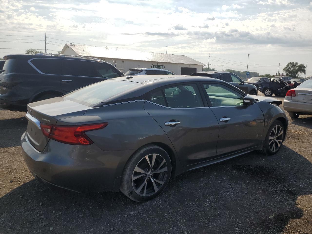 2017 Nissan Maxima 3.5S - Image 3