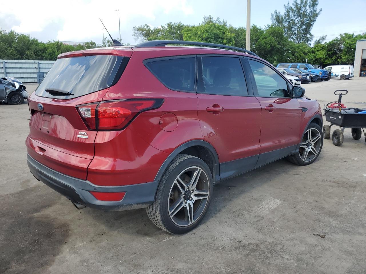 2019 Ford Escape Sel - Фото 3