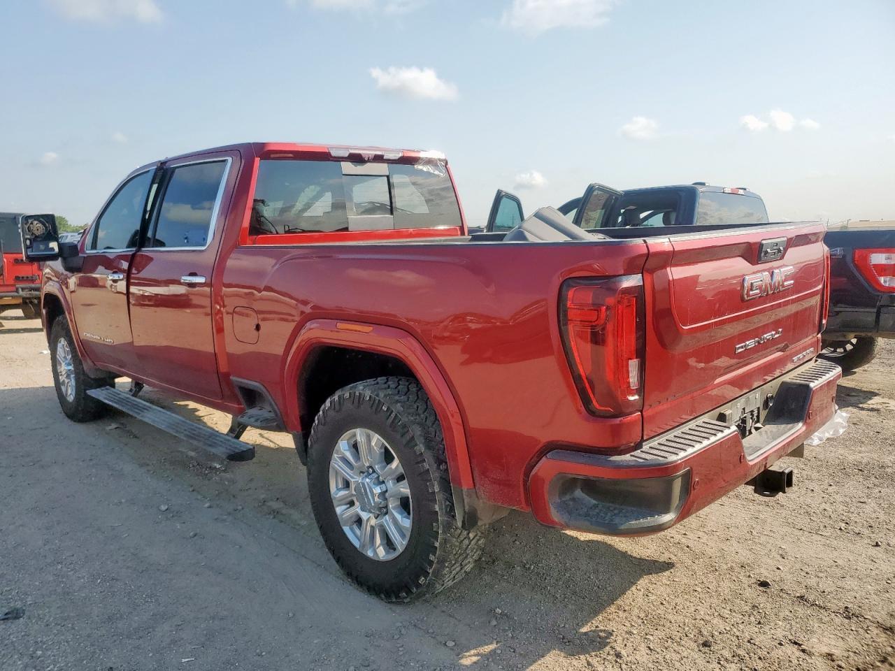 2023 GMC Sierra K2500 Denali - Фото 2