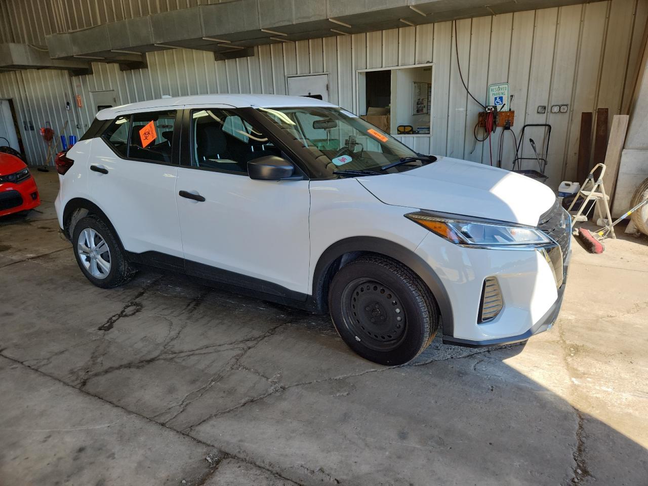 2023 Nissan Kicks S - Фото 4