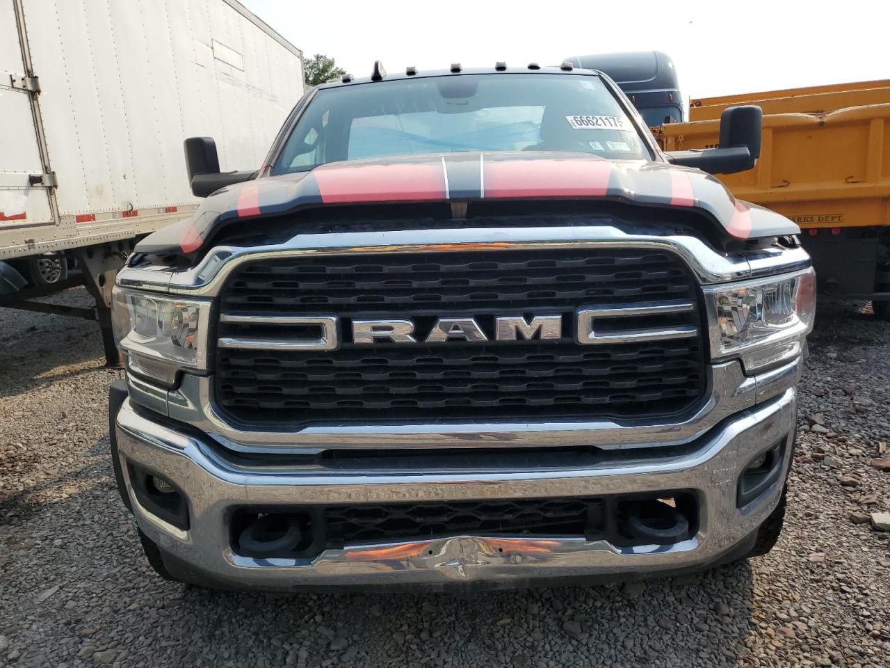 2022 Ram 5500 - Image 5