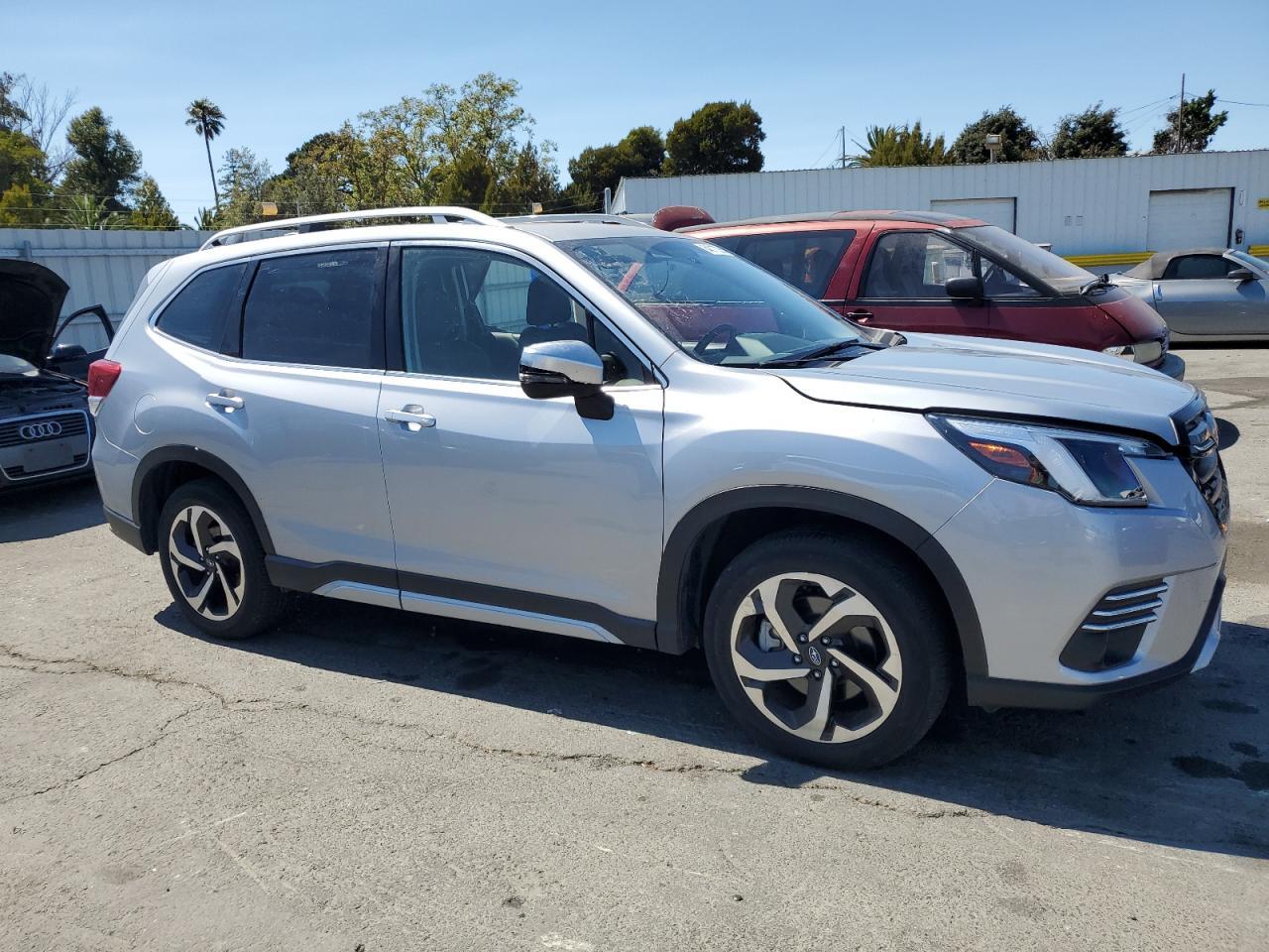 2022 Subaru Forester Touring - Image 4