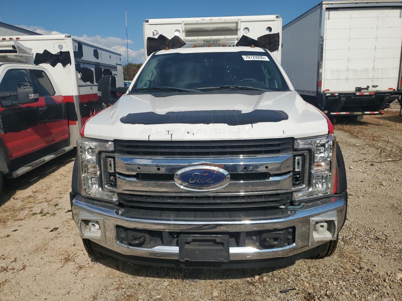 2017 Ford F550 Super Duty - Фото 5
