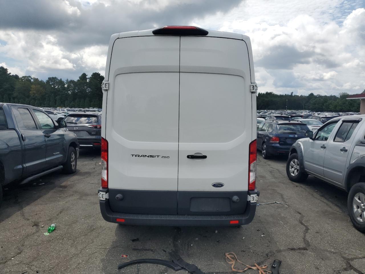 2018 Ford Transit T-250 - Фото 6