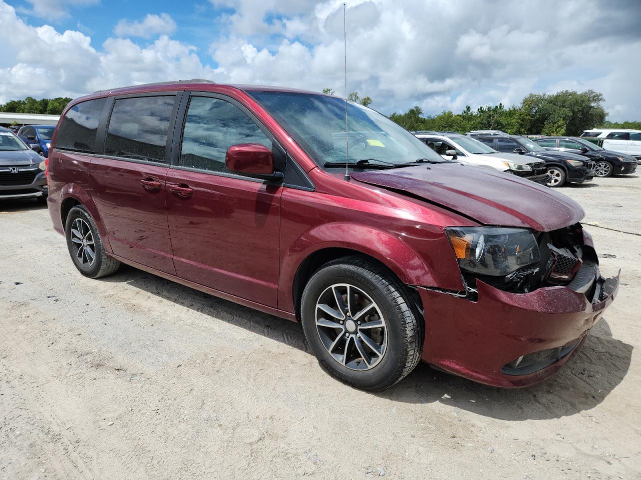2018 Dodge Grand Caravan Gt - Фото 4