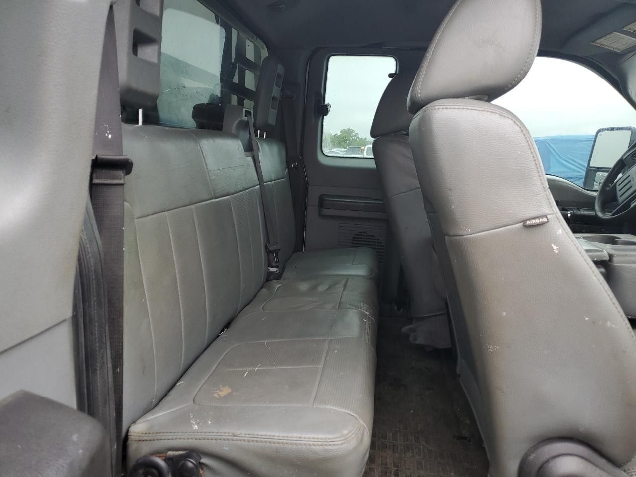 2011 Ford F250 Super Duty - Фото 6