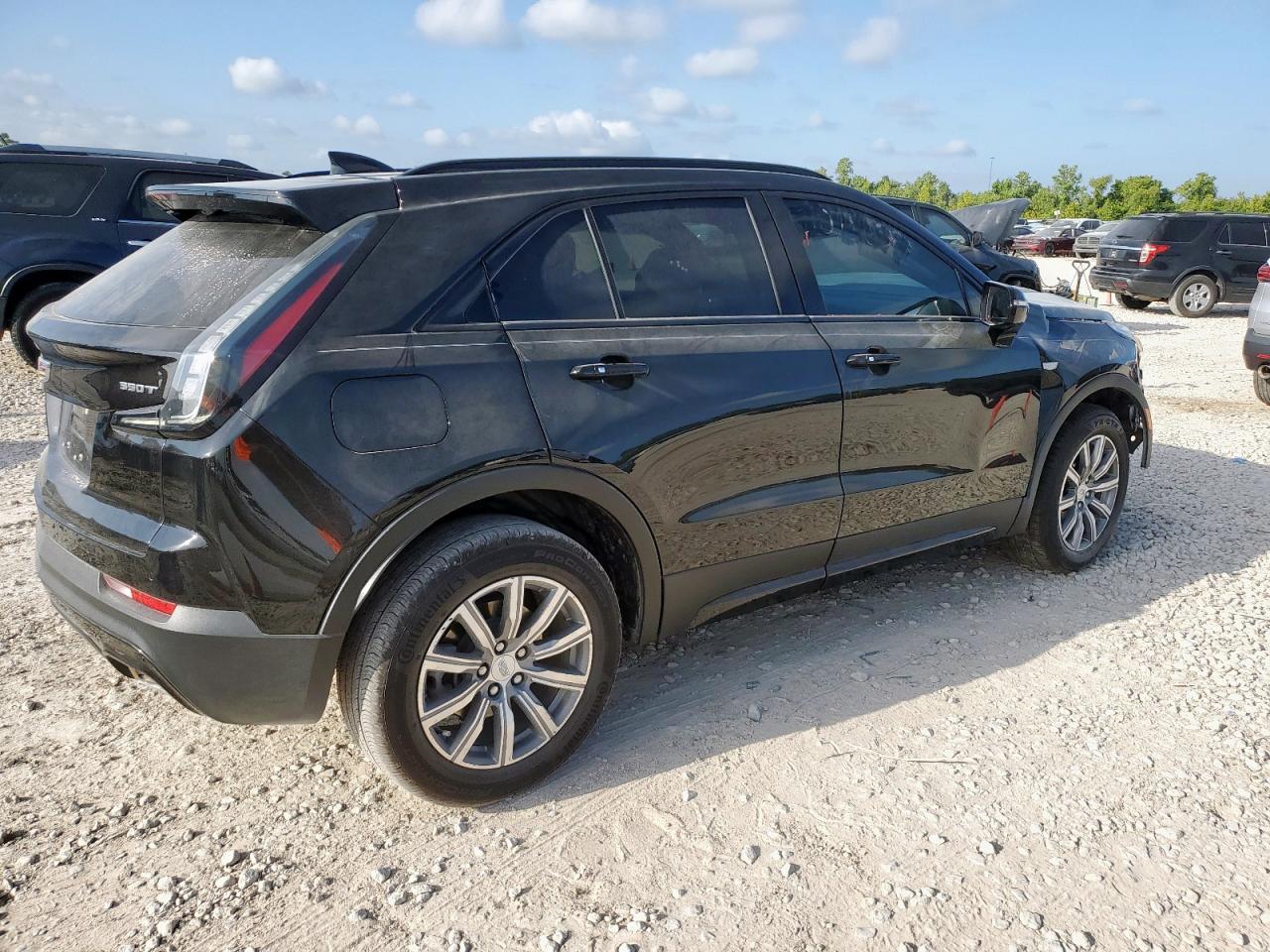 2023 Cadillac Xt4 Sport - Image 4