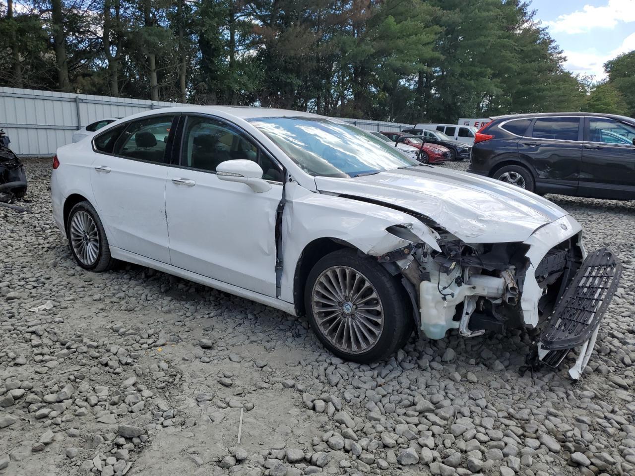 2013 Ford Fusion Titanium - Image 4