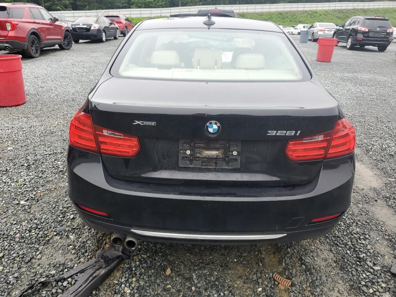 2014 BMW 328 Xi - Image 6