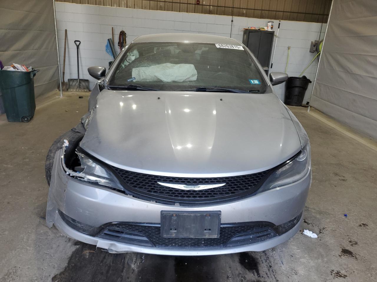 2015 Chrysler 200 S - Image 5