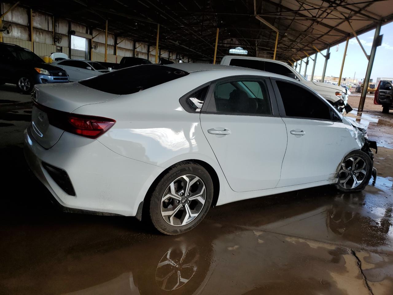 2021 Kia Forte Fe - Image 3