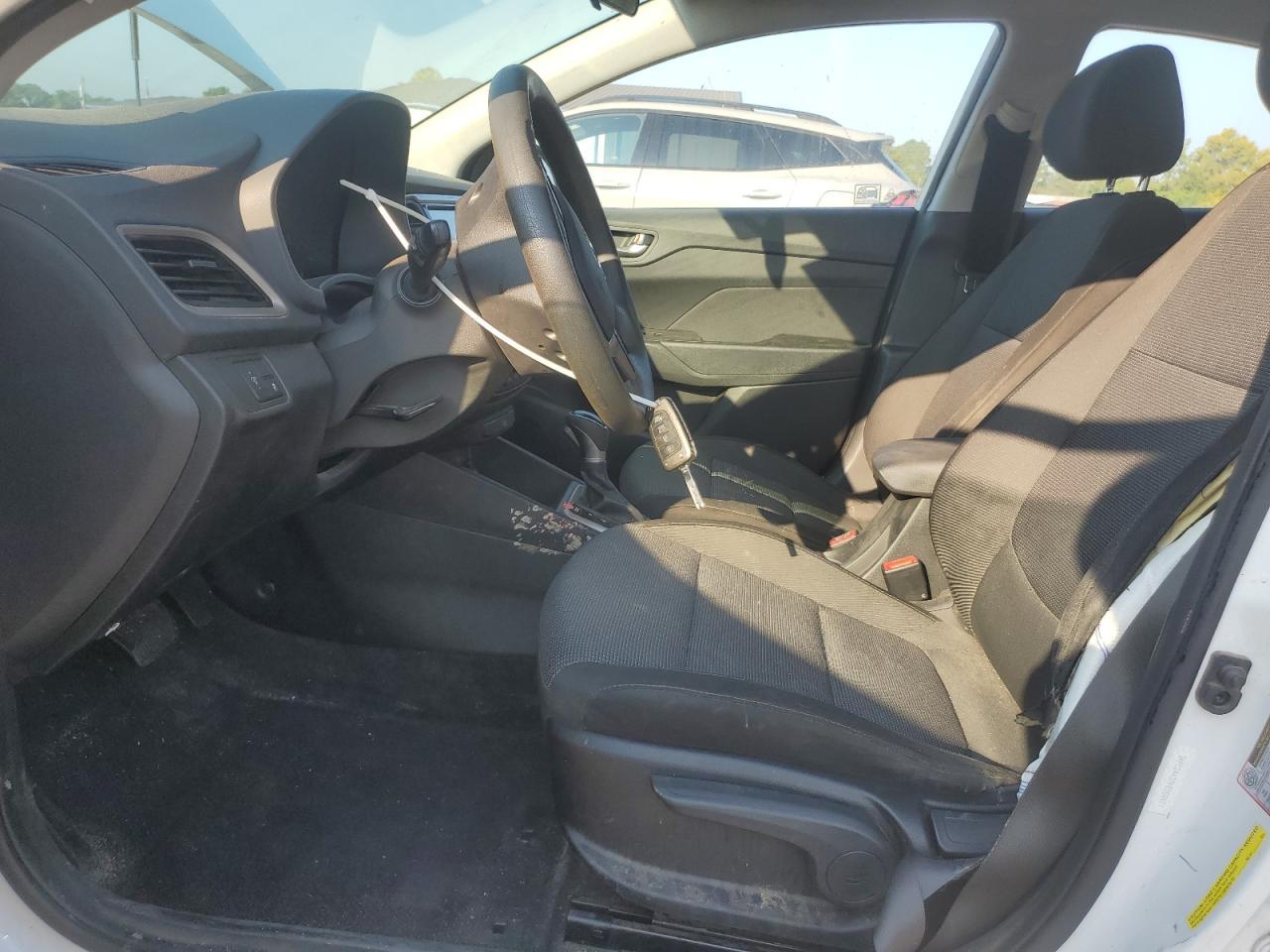 2019 Hyundai Accent Se - Фото 7