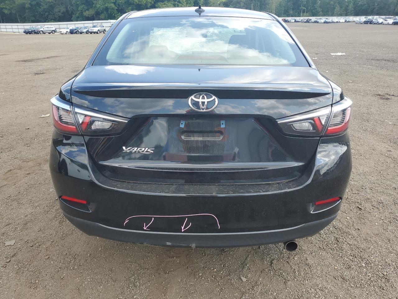 2019 Toyota Yaris L - Фото 6