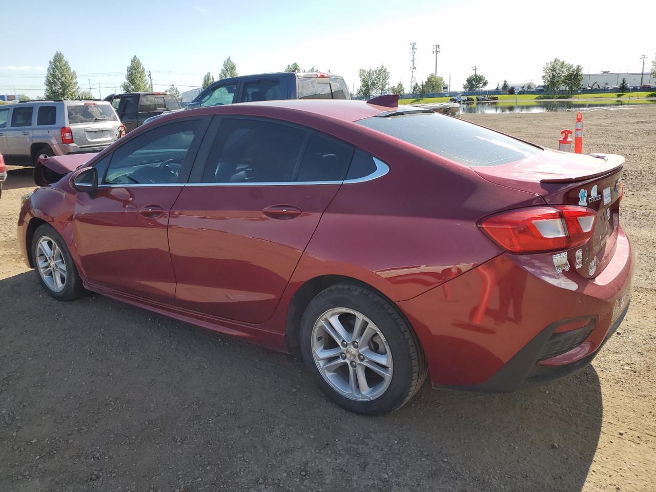 2018 Chevrolet Cruze Lt - Image 2