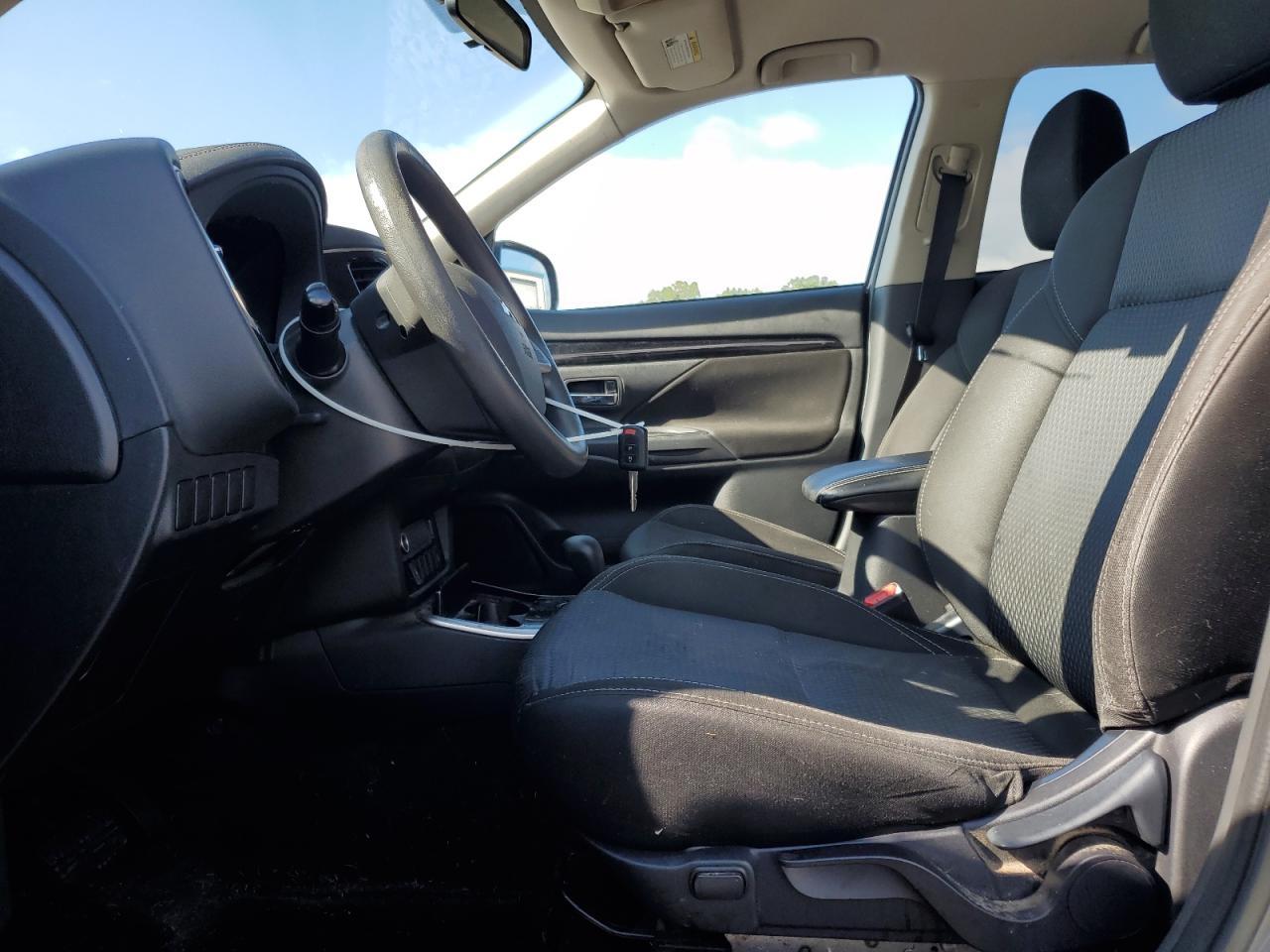 2020 Mitsubishi Outlander Se - Image 7