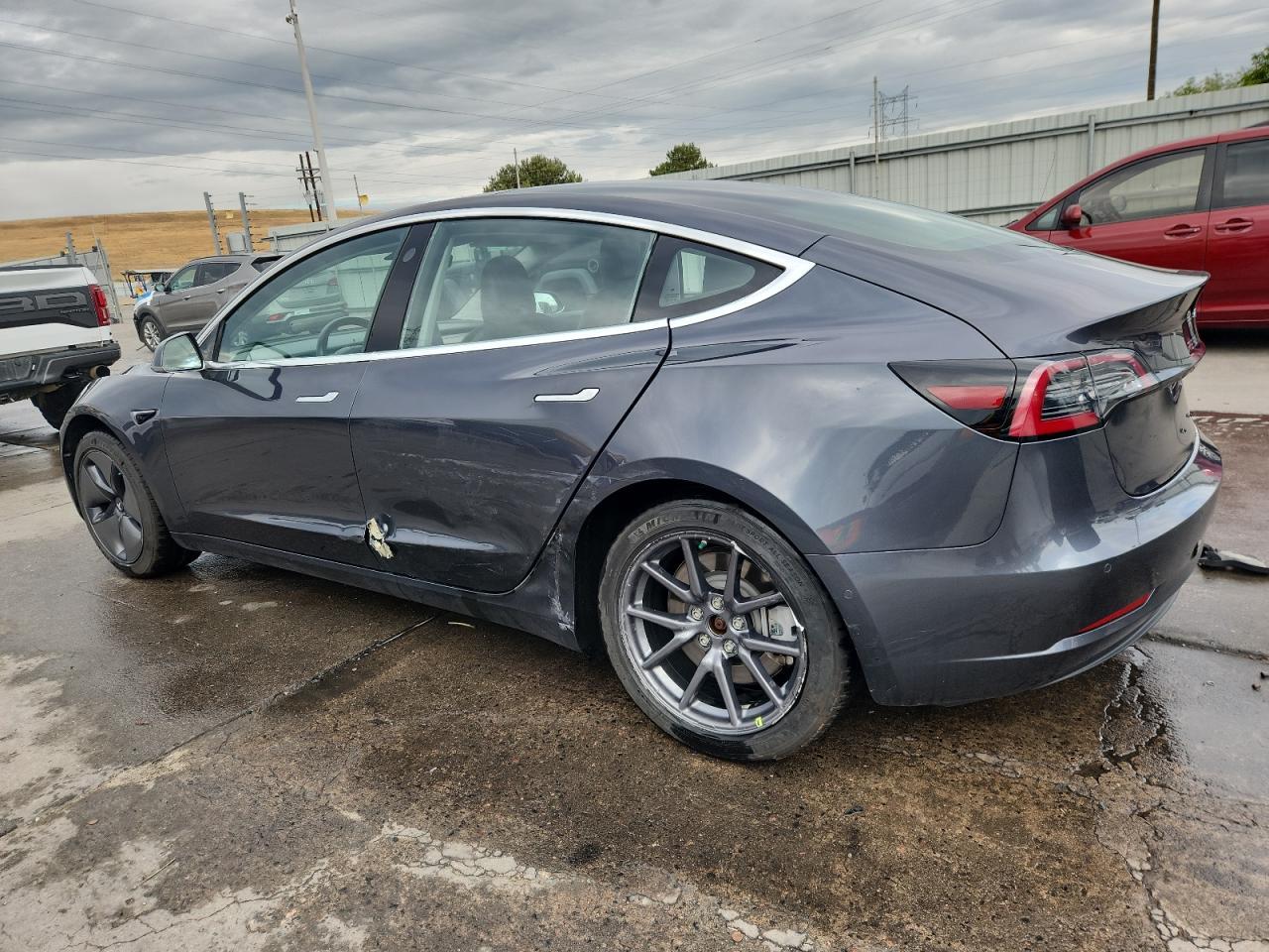 2018 Tesla Model 3 - Image 2