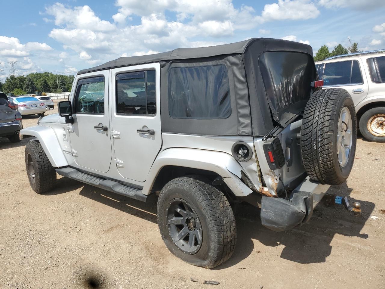 2009 Jeep Wrangler Unlimited Sahara - Фото 2
