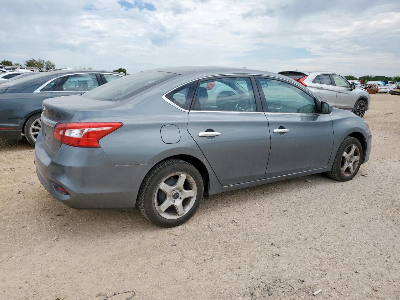 2018 Nissan Sentra S - Image 3