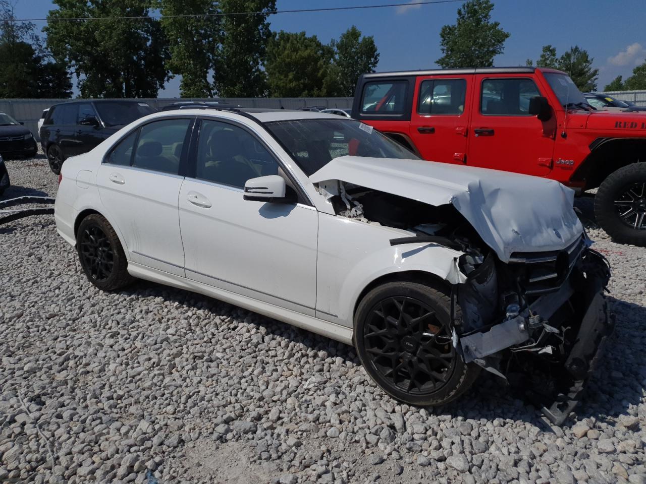 2014 Mercedes-Benz C 300 4Matic - Image 4