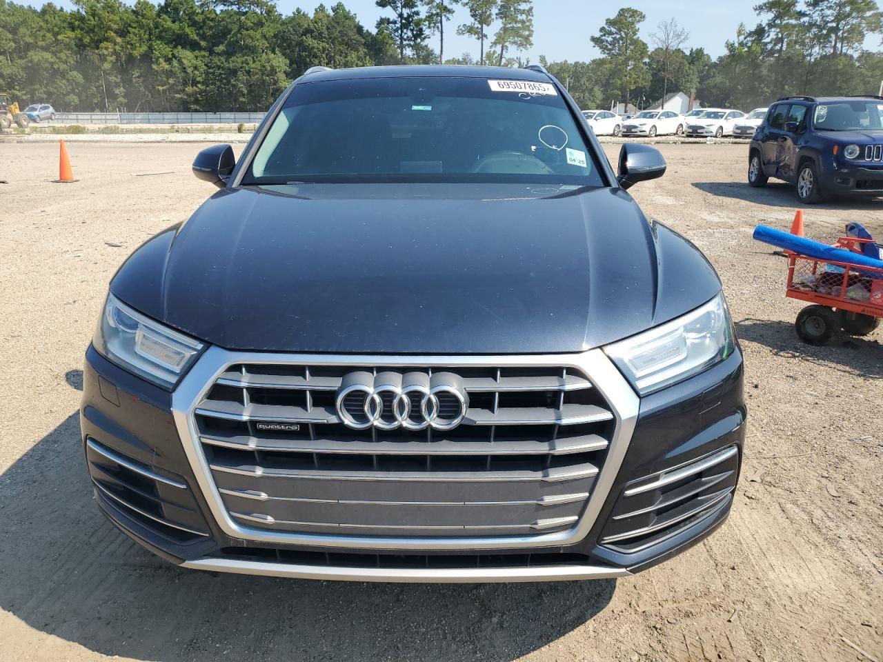 2018 Audi Q5 Premium - Image 5