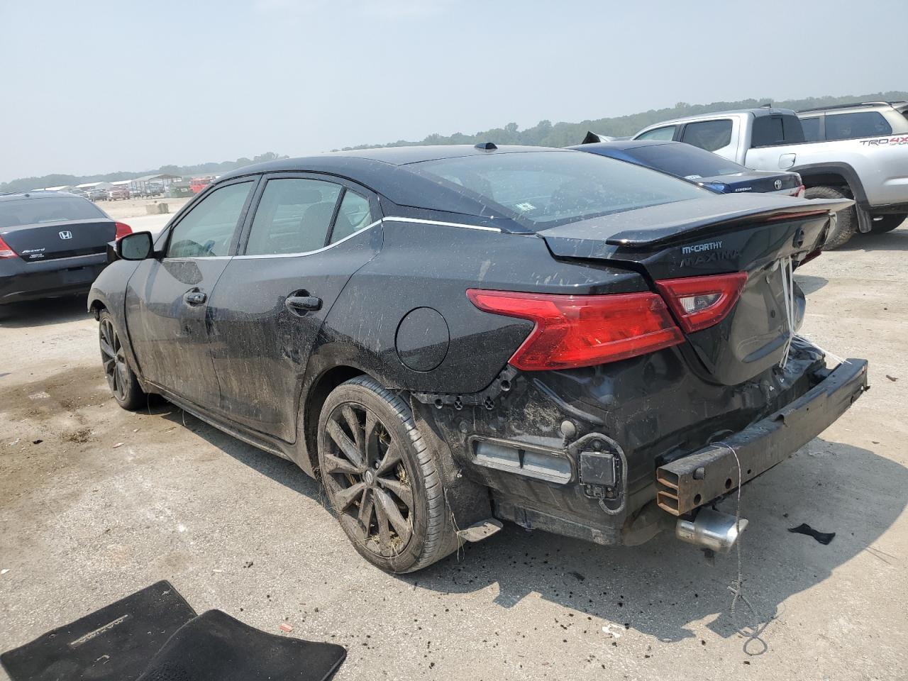 2017 Nissan Maxima 3.5S - Image 2