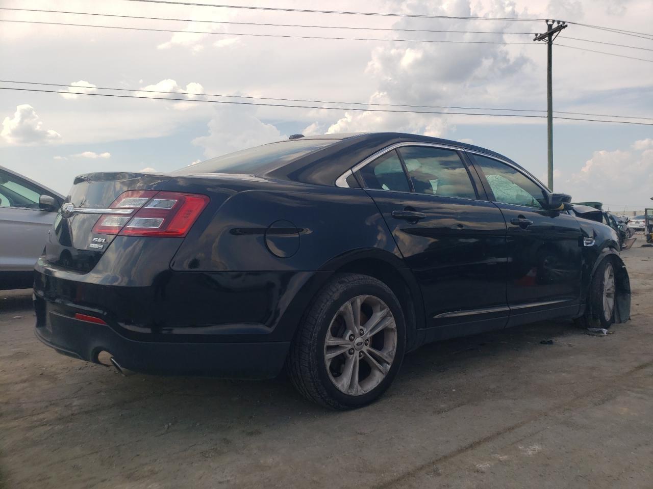 2017 Ford Taurus Sel - Image 3
