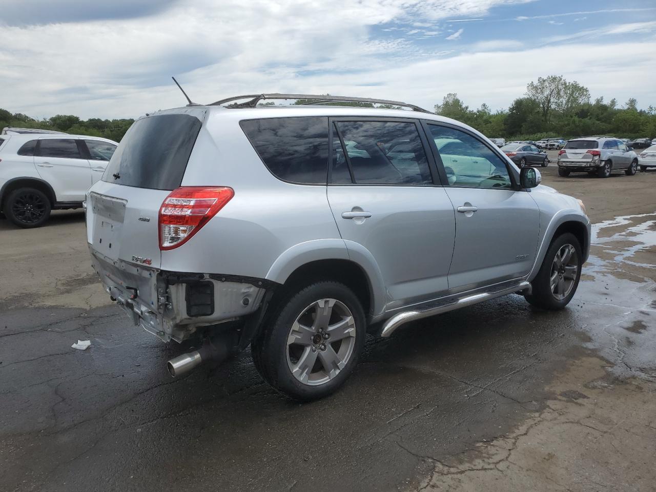 2011 Toyota Rav4 Sport - Image 3