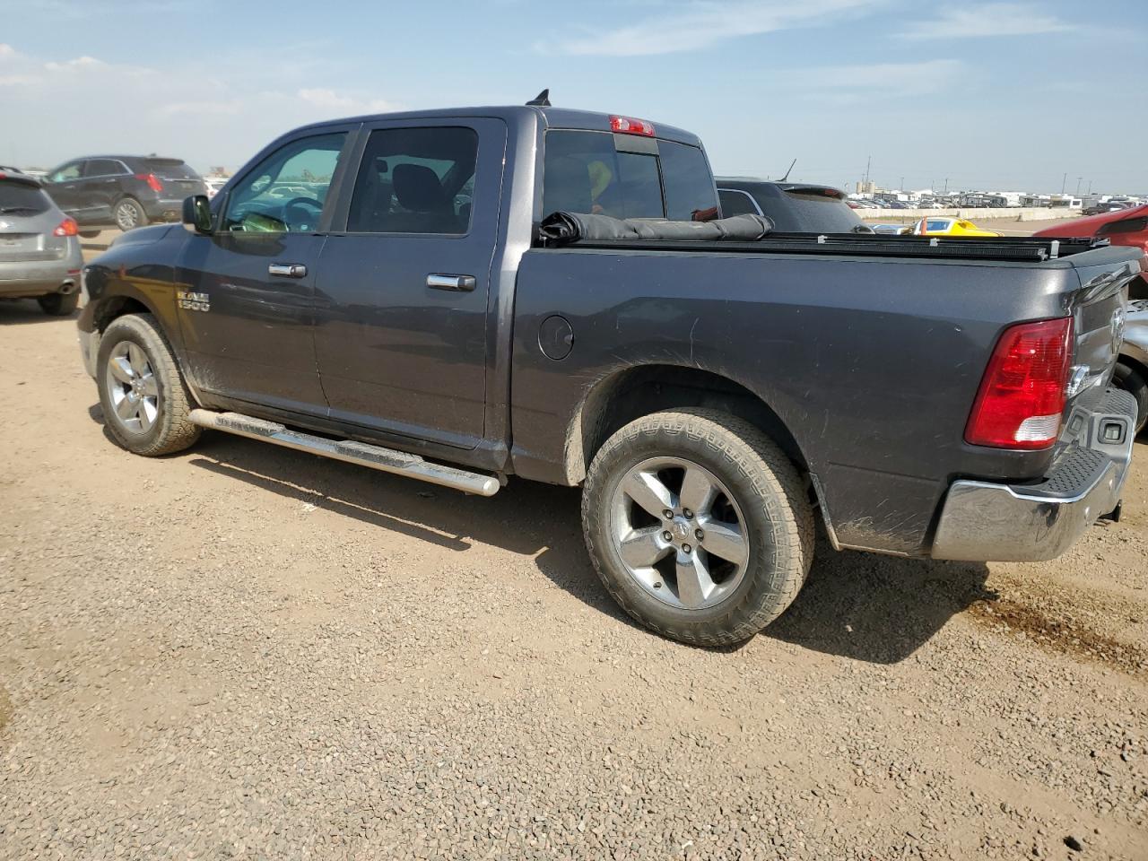 2016 Ram 1500 Slt - Фото 2