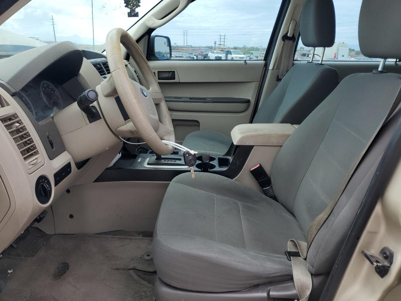 2011 Ford Escape Xls - Фото 7