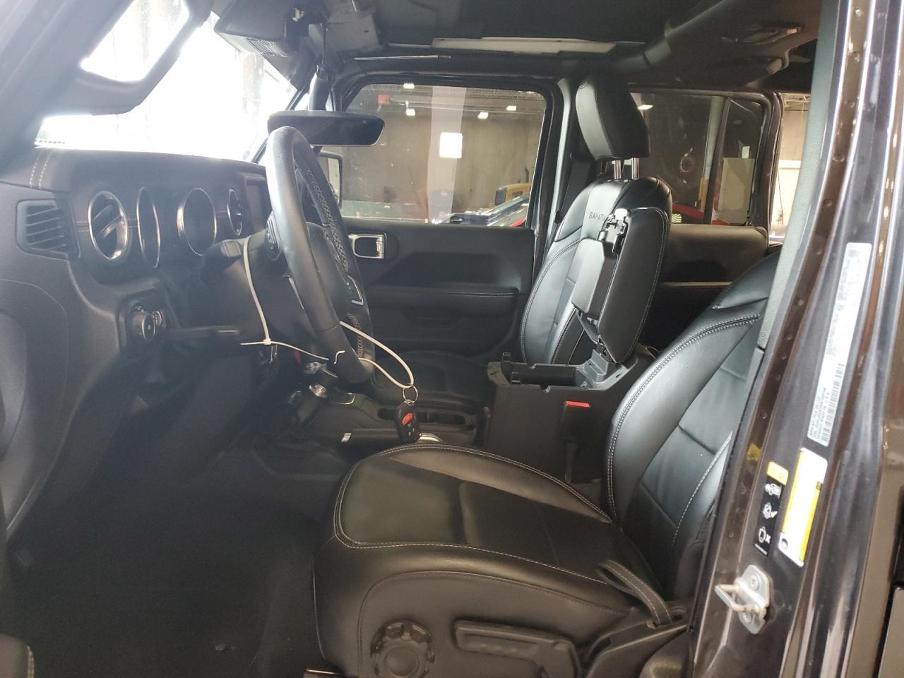 2022 Jeep Wrangler Unlimited Sahara - Image 7